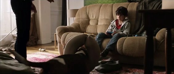 Les Chaises Musicales - Extrait (3)