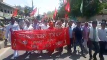 श्रम कानूनों व निजीकरण के खिलाफ शहर में निकाली रैली, कलेक्ट्रेट पर जताया आक्रोश