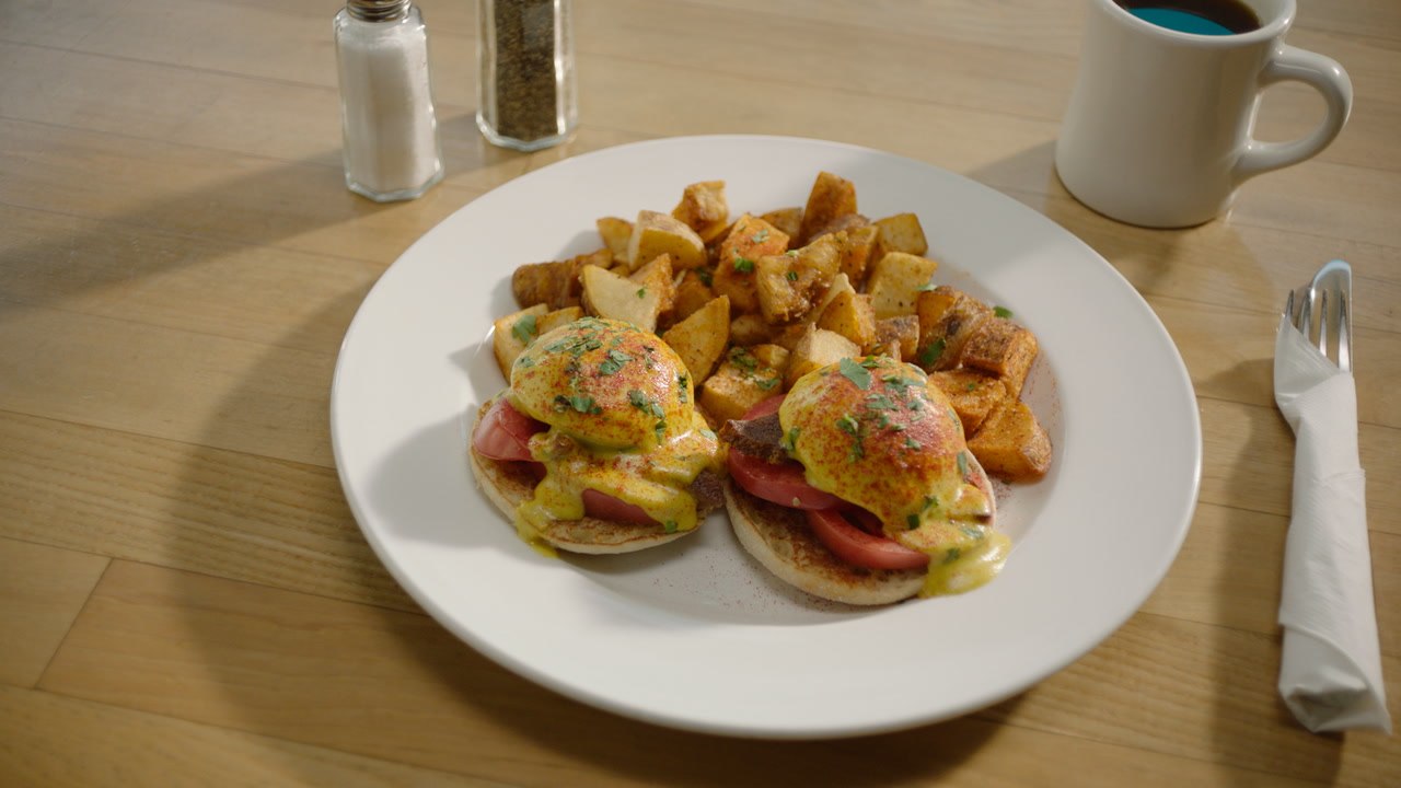 Discover a Glacier Hike, Vegan Brunch & Disc Golf Brewery in Denver