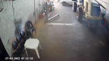 Vídeo mostra homens invadindo empresa no Cascavel Velho para realizar furto