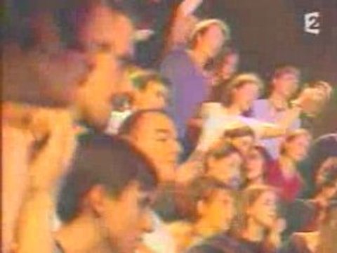 Indochine-Mass Hystéria Miss Paramount live SLAP