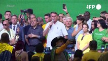 Bolsonaro deixa hospital após desconforto abdominal