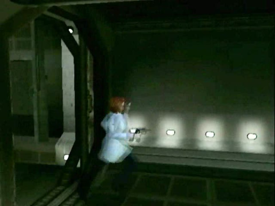 The X-Files : Resist or Serve : Autopsie de petit homme gris