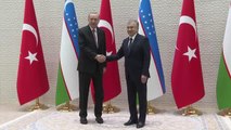 Cumhurbaşkanı Erdoğan, Özbekistan Cumhurbaşkanı Mirziyoyev'le görüştü (2)