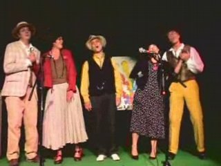 ONE TWO TWO, GROUPE DE BARBERSHOP CHANTE RAMONA