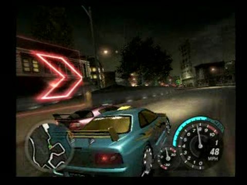 Need for Speed Underground 2 : Il s'accroche, celui-là