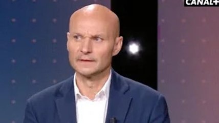 "Deux fois, j’ai eu des trucs qui n’étaient pas clairs" : Tony Chapron évoque la corruption des arbi