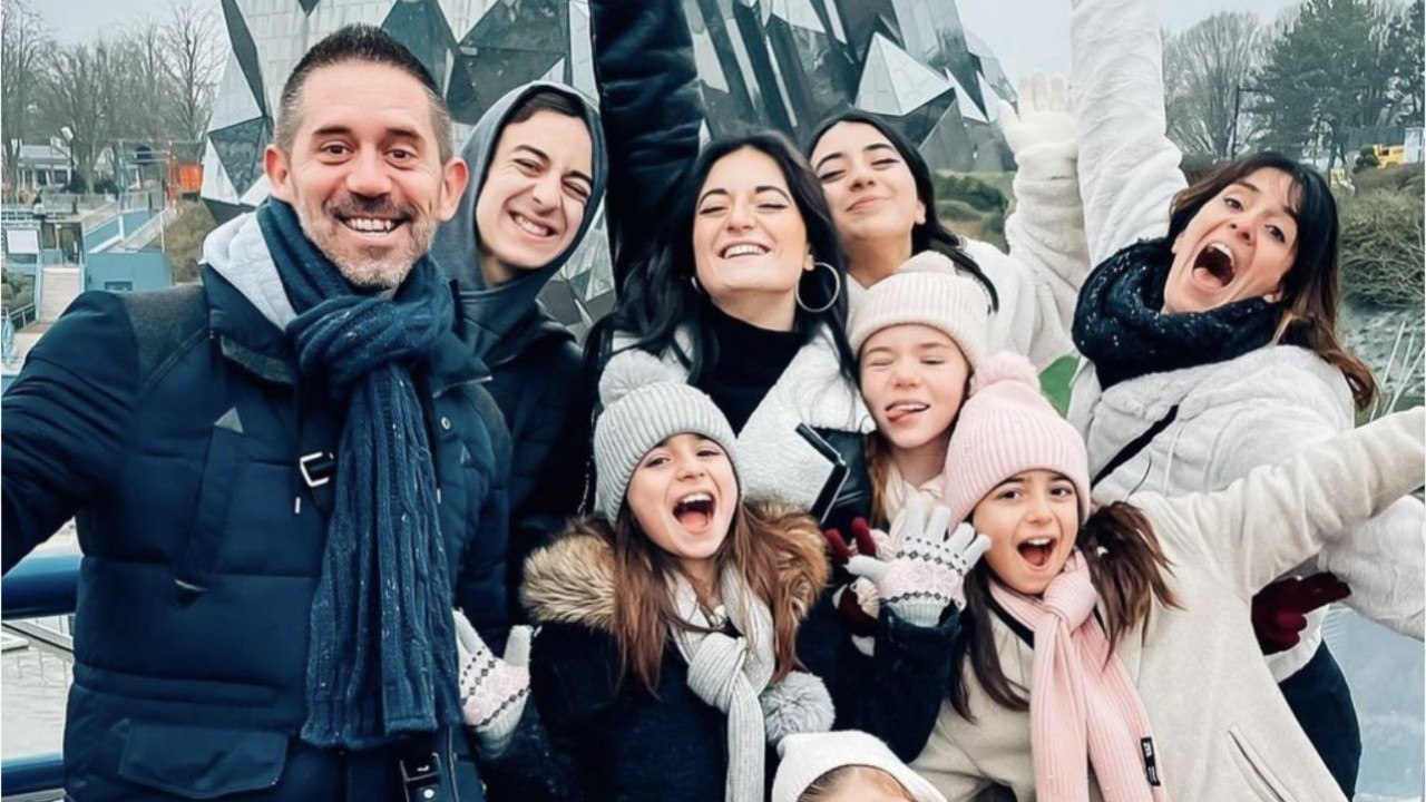 VOICI : "Qui c’est qui est célibataire ?" : Gérome Blois (Familles nombreuses) poste un surprenant message