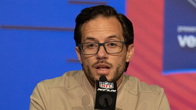 Dolphins HC Mike McDaniel Squashes Tom Brady Rumors