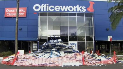 Businesses and residents on alert in regional NSW as heavy rainfall continues