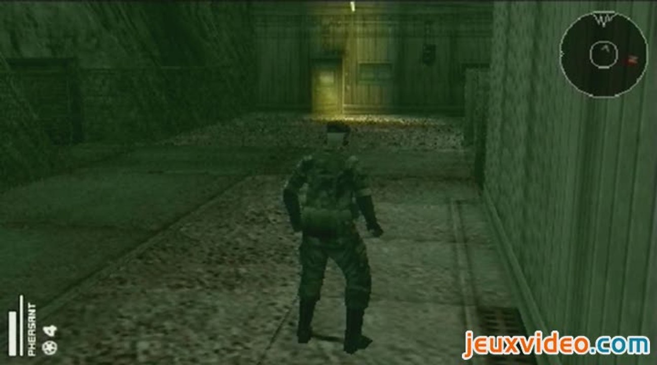 Metal Gear Solid : Portable Ops : Briefing et direction le terrain