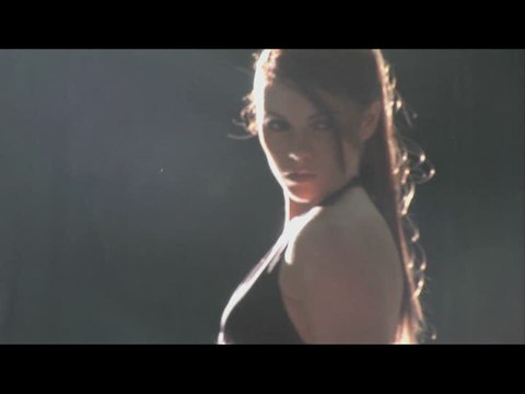 Tomb Raider Underworld : Devenir Lara Croft