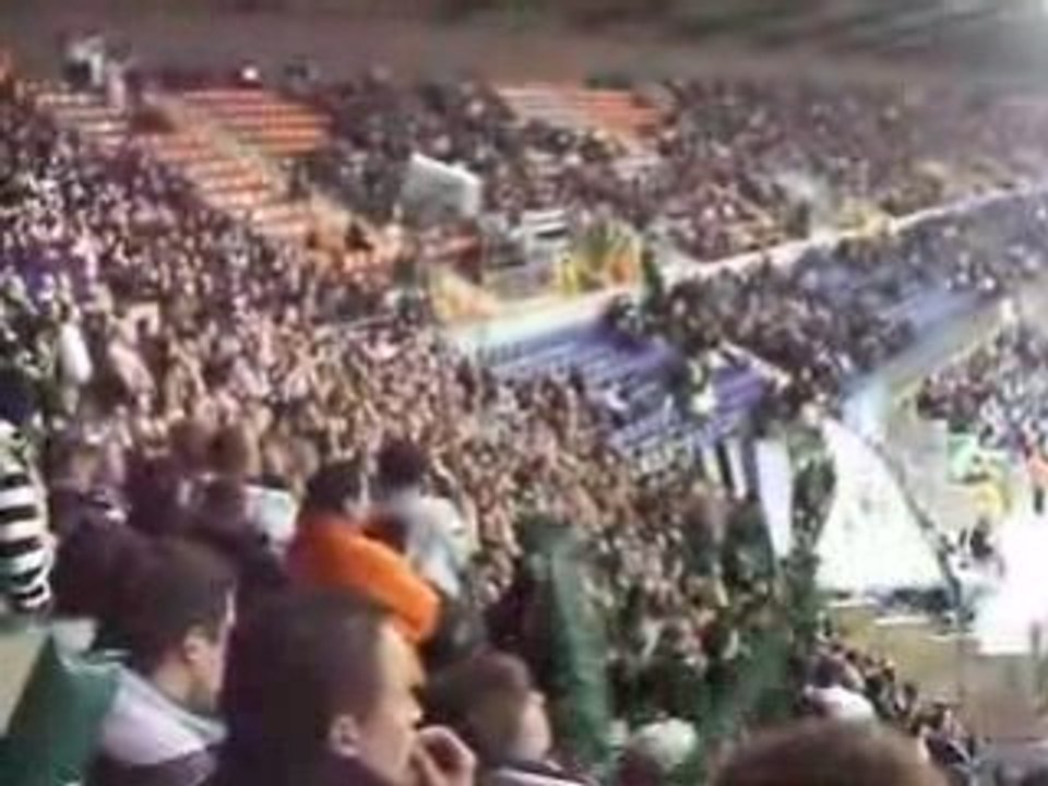 rcs - fcm : chants ub90 + tension parkage messin