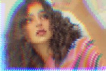 السعودية نجلاء عبدالعزيز تناشد الجمهور بحذف فيديو لها نشر بالخطأ