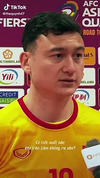 Đặng Văn Lâm trả lời phỏng vấn khiến phóng viên “Ôi con sông quê