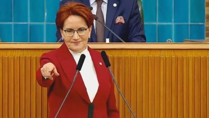 Akşener'in sözlerini, ayağa kalkan partililer alkışlayarak karşıladı: Türkiye'nin müstakbel başbakanı olarak söz veriyorum