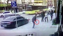 Avcılarda sokak ortasında tartıştığı kişiye kurşun yağdırdı
