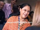 Jaya Bachchan meets brother-in-law Ajitabh Bachchan and his wife Ramola Bachchan