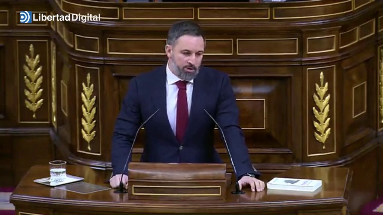 Abascal carga contra Sánchez por la asignatura de Filosofía: "Usted cree que la verdad no importa"