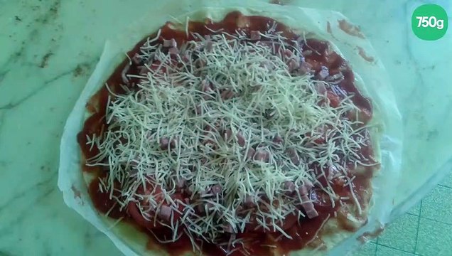 Pizza jambon fromage