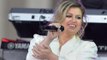 Kelly Clarkson sorprende con un llamativo cambio de nombre