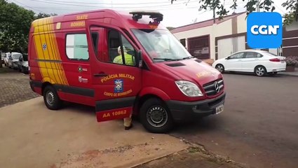 Homem sofre corte na mão durante trabalho com esmerilhadeira