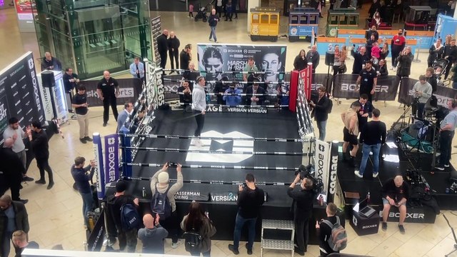 WBO female middleweight title holder Savannah Marshall shows off her talents with an open workout at Metro Centre.