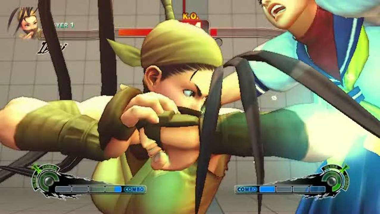 Super Street Fighter IV : Ibuki Vs Sakura (Ultra 1)