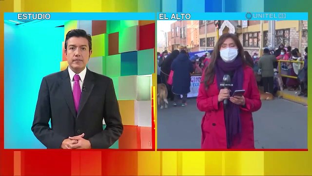 La Paz: Padres de familia bloquean las principales arterias para exigir mejoras en desayuno escolar