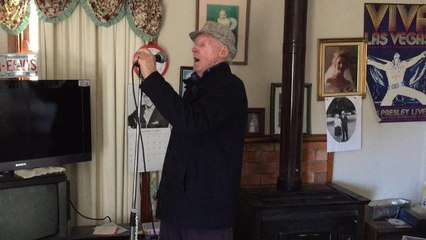 Gerard Barnes performing Wonder of You