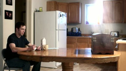 Across Age : Trailer matinal