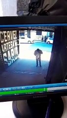 Le robaron en General Paz al 500 y fueron detenidos por peatones