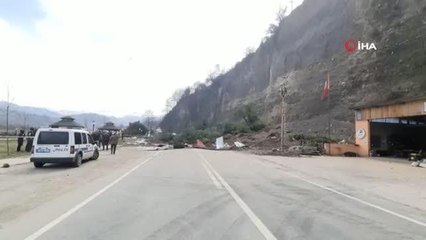 Ayder Yaylası yolunda heyelan