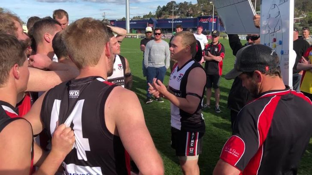North Wagga coach