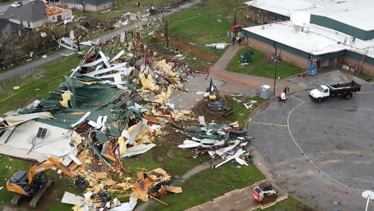 Seven people injured during tornado in Arkansas