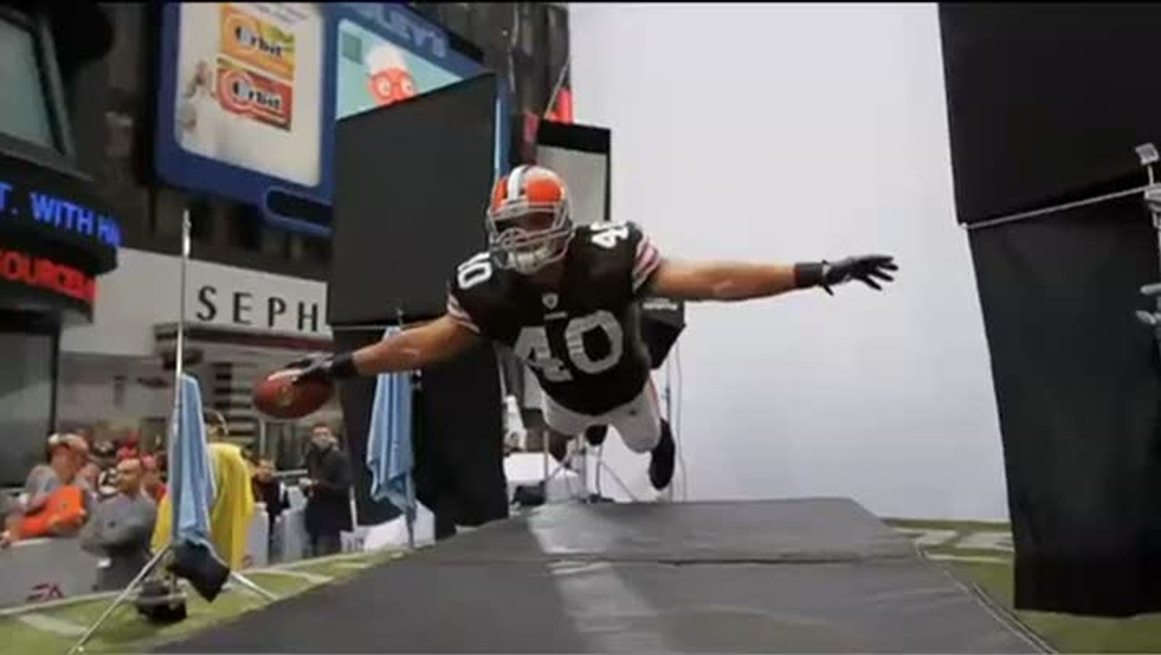 Madden NFL 12 : Création de la jaquette