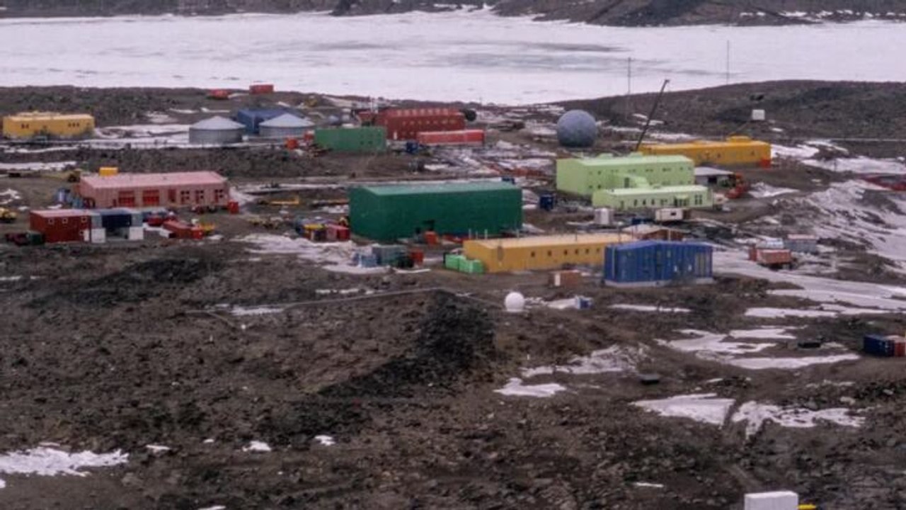 IMAS research on human footprint on Antarctica