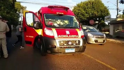 Homem de 49 anos fica ferido após ser vítima de atropelamento na Rua Souza Naves