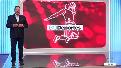 Micrófono de oro para Carlos Antonio Vélez