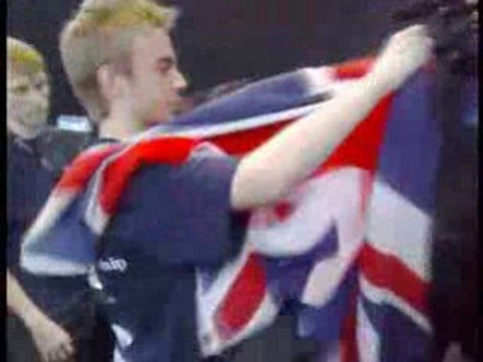 Rakaka åker till CeBIT - Grunt vinner DoA4