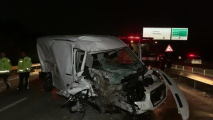 Çekmeköy’de zincirleme trafik kazası: 3 araç birbirine girdi