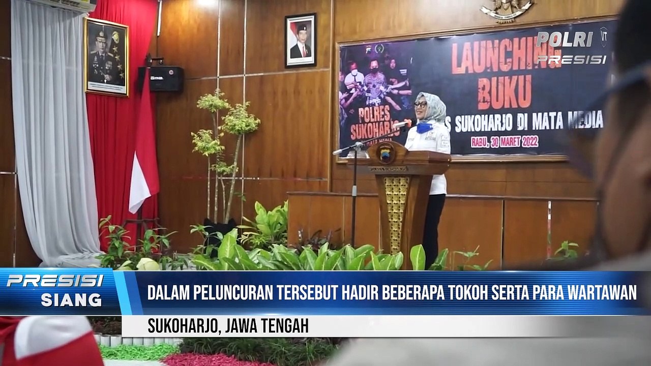 Kapolres Sukoharjo  Meluncurkan Buku Polres Sukoharjo di Mata Media