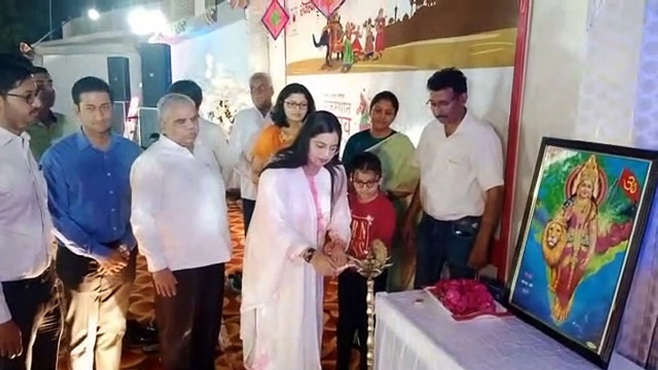 लोक कलाकारों ने किया संस्कृति को जीवित