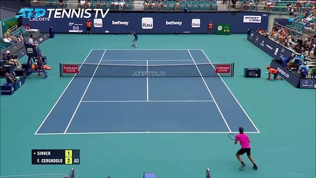 Miami - Sinner jette l'éponge face à Cerundolo