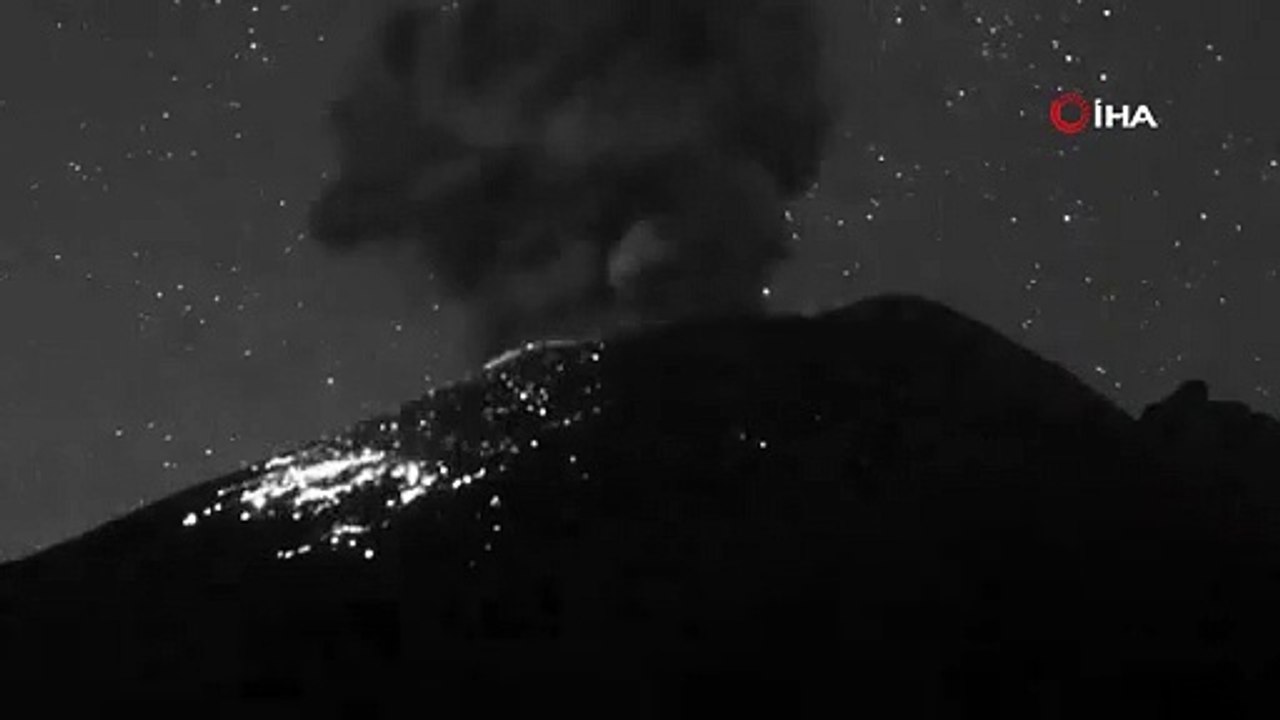 Meksika'daki Popocatepetl Yanardağı'nda patlama