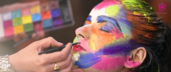 Become A Professional Makeup Artist With UK International Beauty Academy