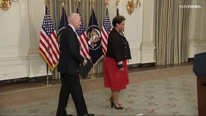 Estados Unidos recurre a sus reservas de petróleo para controlar la inflación