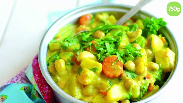 Korma de légumes, pois chiches et noix de cajou