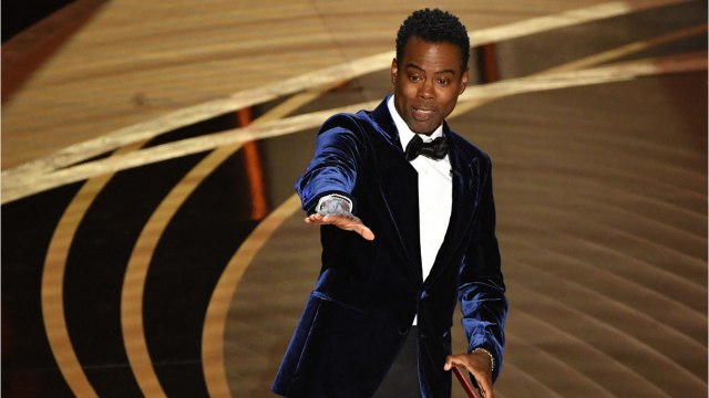 GALA VIDEO - Gifle de Will Smith aux Oscars : Chris Rock brise enfin le silence