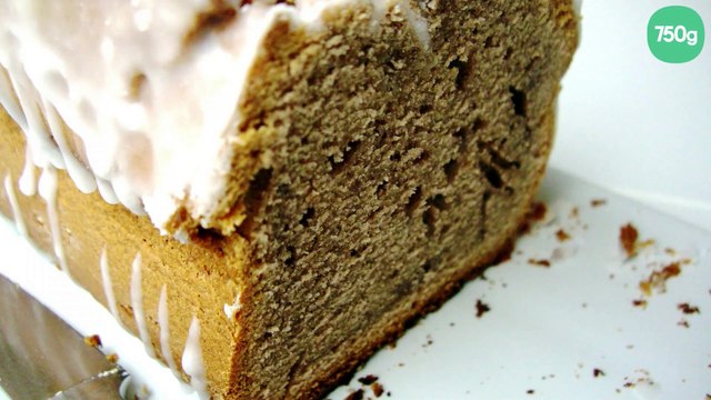 Cake au vin rouge et aux épices